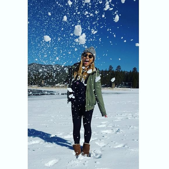 Meet your Posher, Yuka - Picture 1 of 1